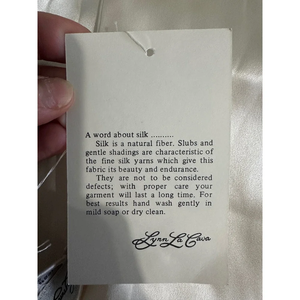 Lynn La Cava 100% Pure Silk Pillowcase Ivory White Rosette Accent Vintage NWT 2